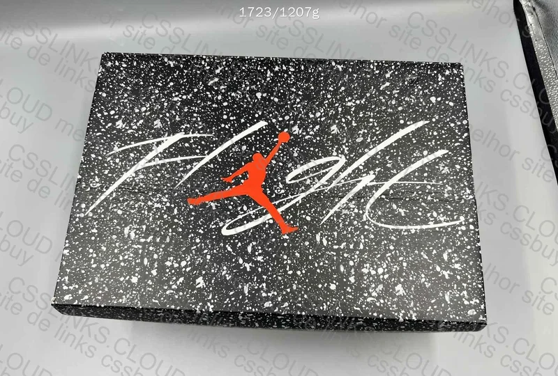 AJ4 Military Black