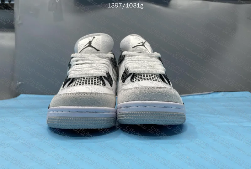 AJ4 Military Black 2