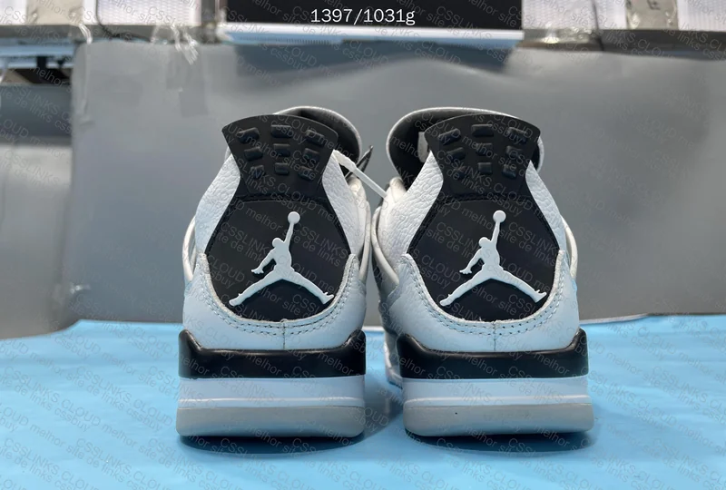 AJ4 Military Black 3