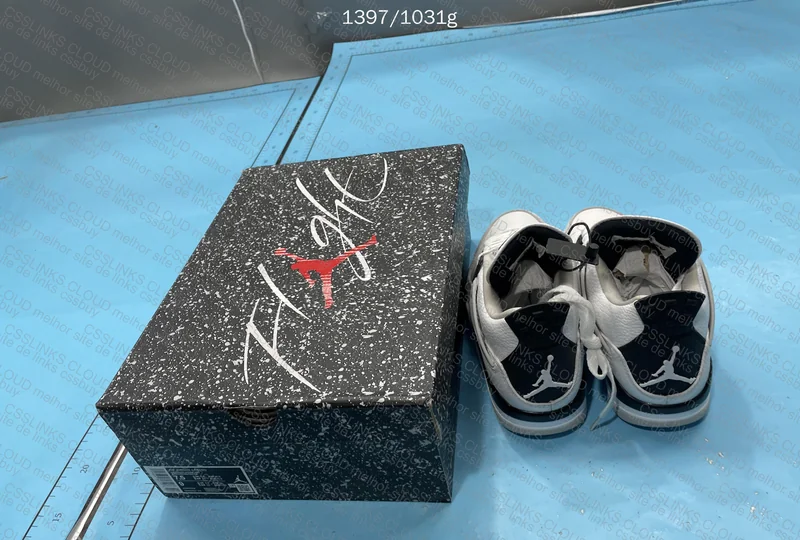 AJ4 Military Black 5