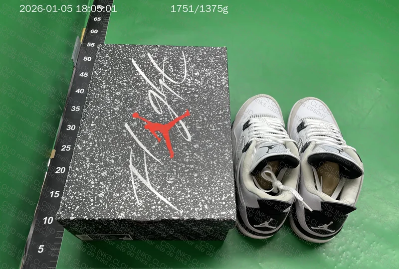 AJ4 Military Black