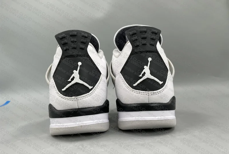 AJ4 MILITARY BLACK 170y 2