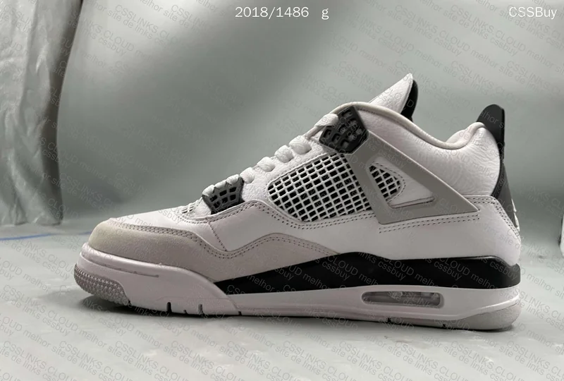 AJ4 MILITARY BLACK at 199¥ 6