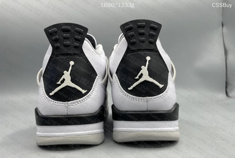 AJ4 Military Black - GL? 2