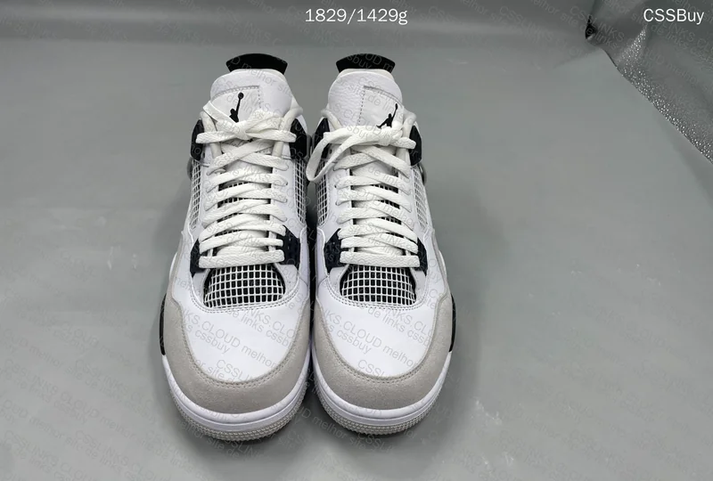 AJ4 MILITARY BLACK (GL OR RL?) 10