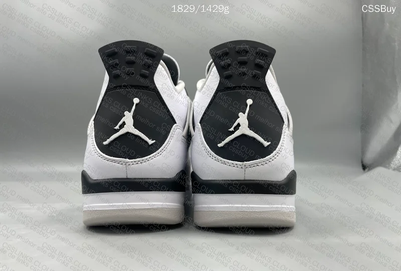 AJ4 MILITARY BLACK (GL OR RL?) 2