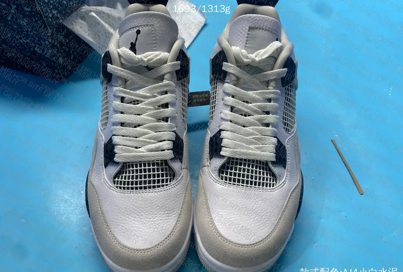 AJ4 Military Black (JMDY) 4