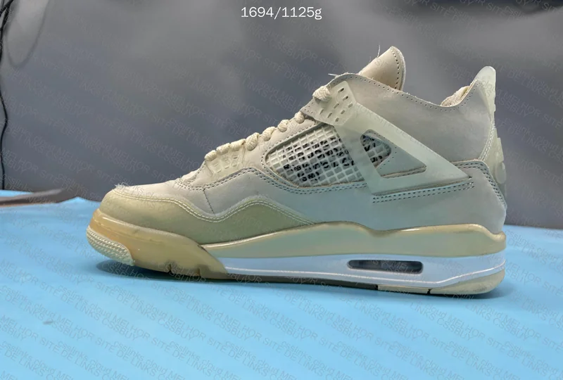 AJ4 OFF WHITE GX B GRADE 5