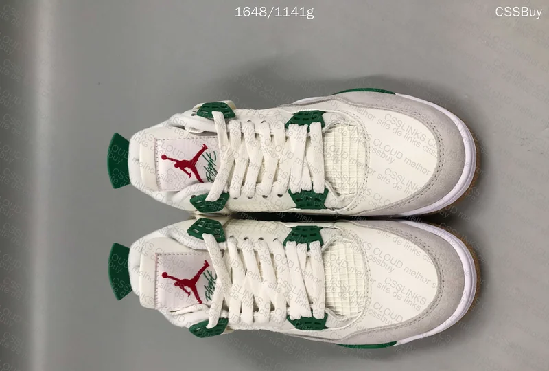 AJ4 Pine Green