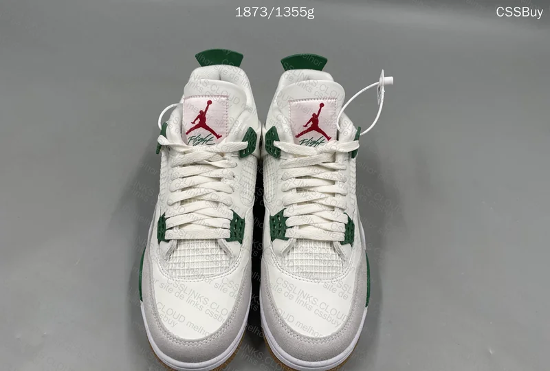 AJ4 PINE GREEN
