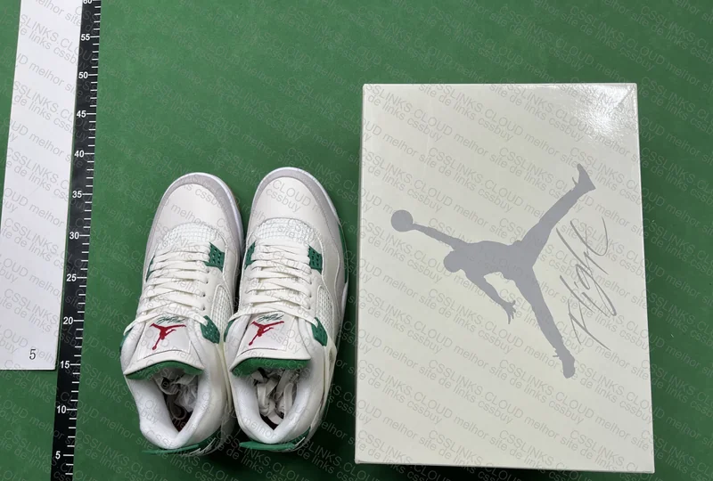 AJ4 PINE GREEN