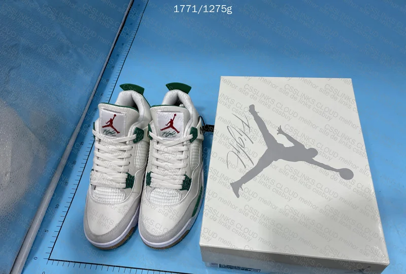 AJ4 Pine green 7