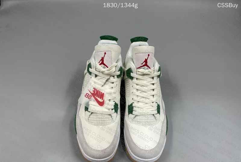 AJ4 Pine Green GX Batch (Batch random) DEVOLVI 2