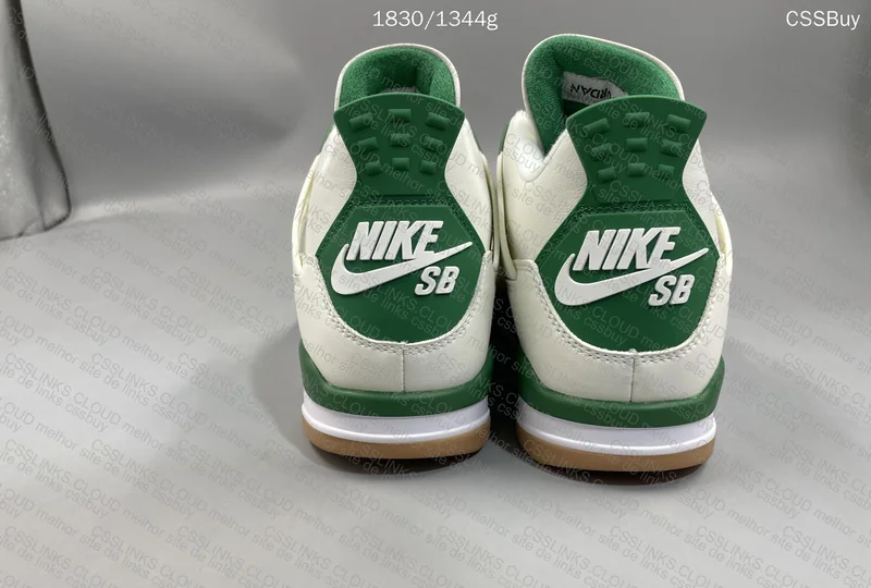 AJ4 Pine Green GX Batch (Batch random) DEVOLVI 3