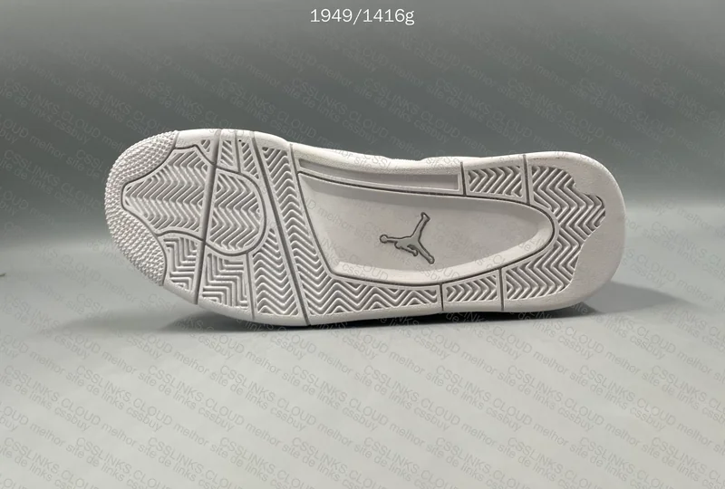 AJ4 Pure Money 3