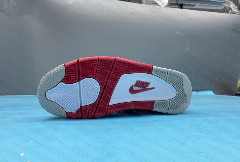 Aj4 red fire blindbox ajudaaaaa