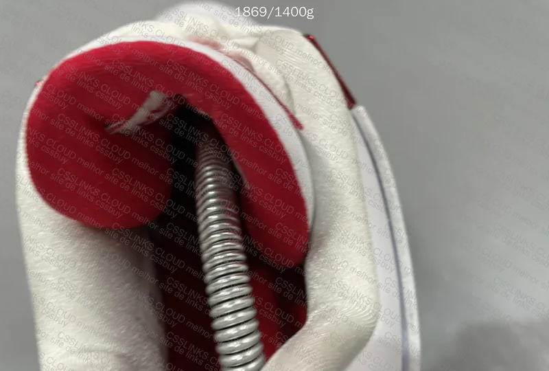 AJ4 Red Metallic GL? 7