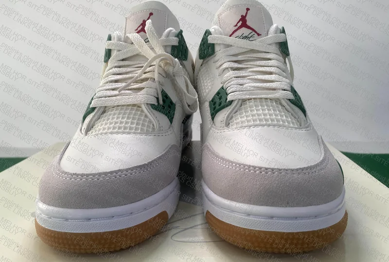 AJ4 SB LJR 🌲 4