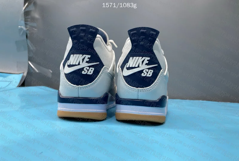 AJ4 SB Navy GX 3