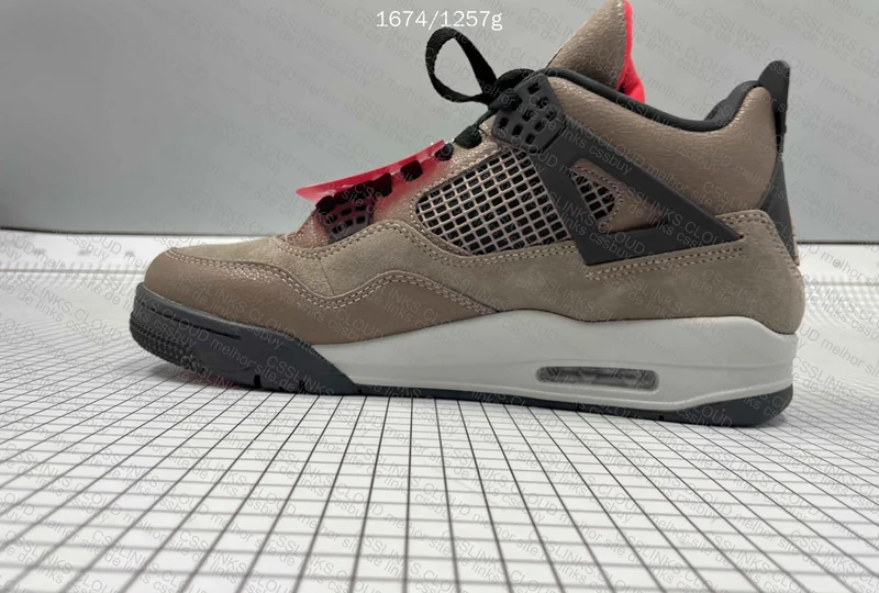 AJ4 TAUPE HAZE? BLIND BOX 4