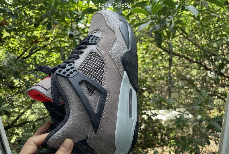 AJ4 'Taupe Haze' (Amazing Photo) 2