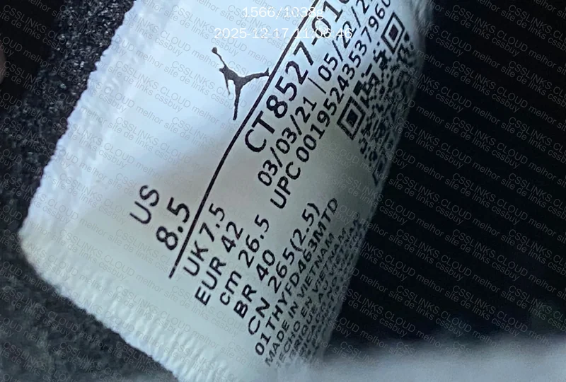AJ4 Thunderbolt Red 2