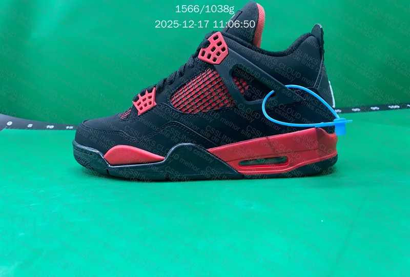 AJ4 Thunderbolt Red 4
