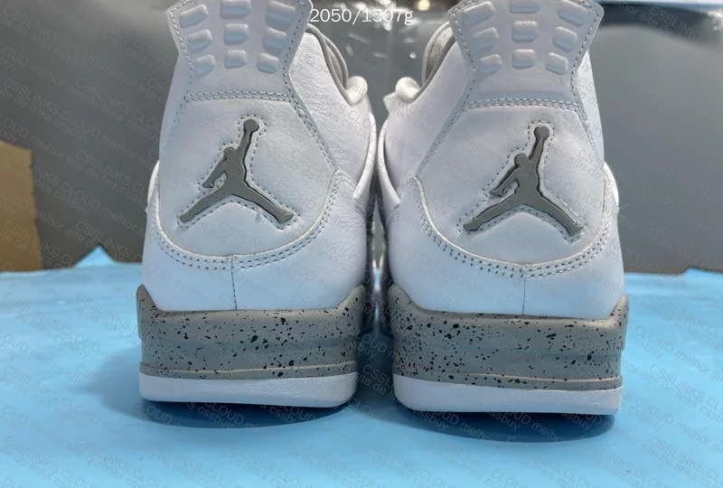 AJ4 White oreo 3