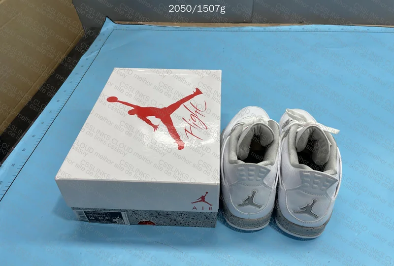 AJ4 White oreo 5