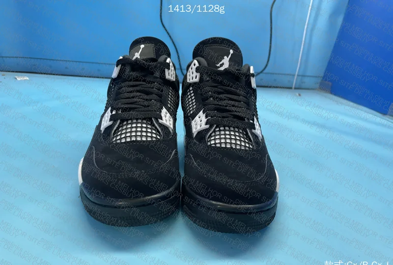 AJ4 White Thunder / GX - B Grade 3