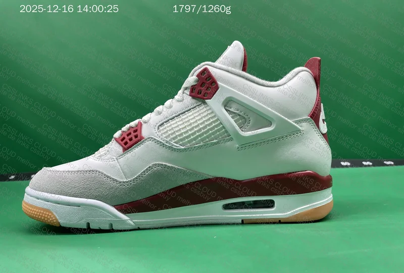 AJ4 WHITE/RED SB 7