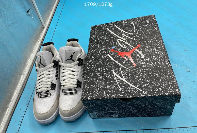 AJ4 (Y3) SALE 9