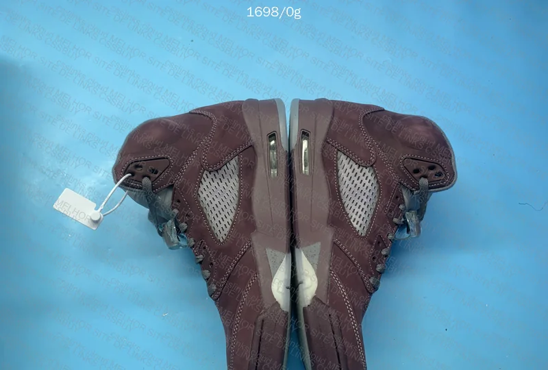 AJ5 Retro SE 2023 Burgundy GL? 6