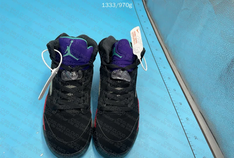 AJ5 Retro Top 3