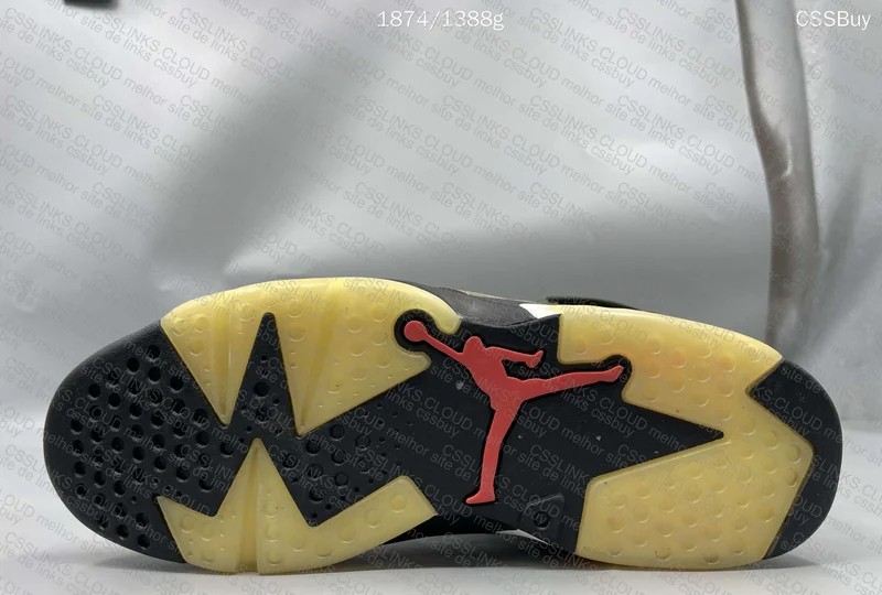 AJ6 TRAVIS SCOTT 3