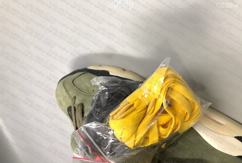 AJ6 Travis Scott 'Olive' 3