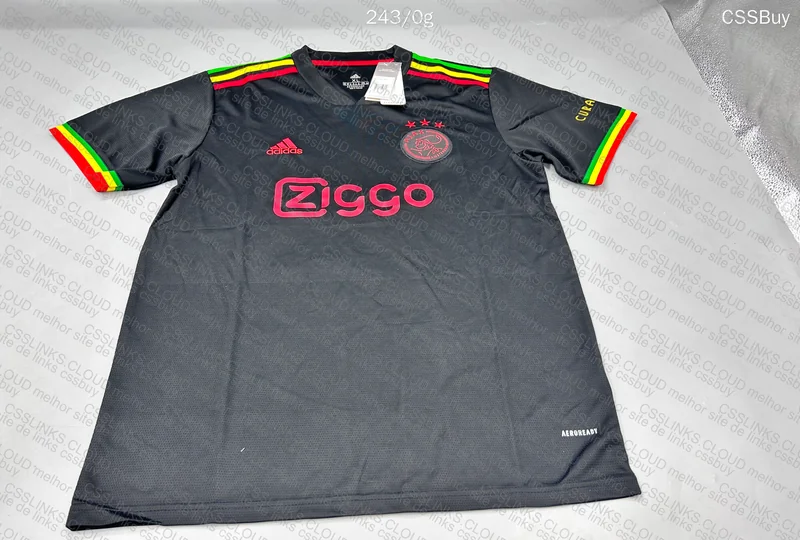 Ajax 21/22 (Kit 3º - "Three Little Birds") 4