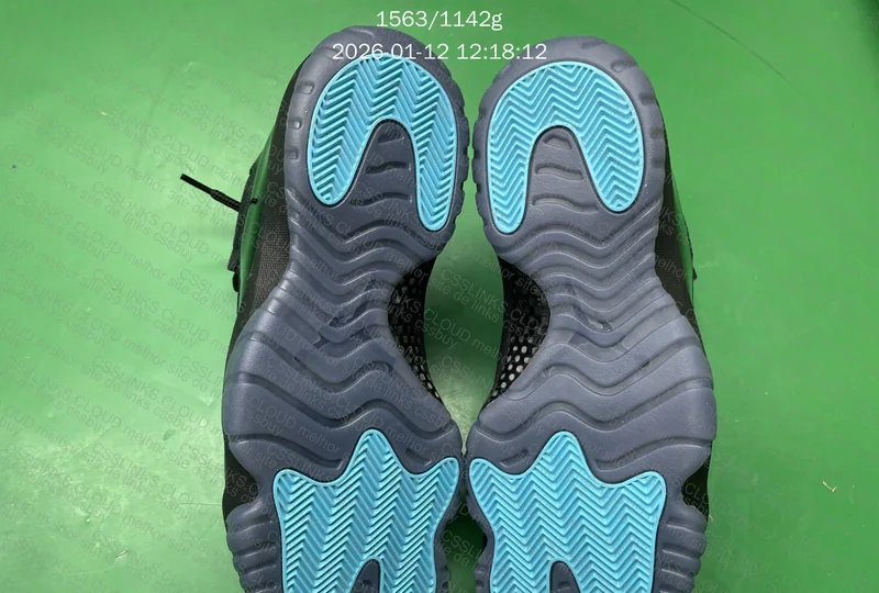 AjlJ 11 Gamma Blue 2025 7