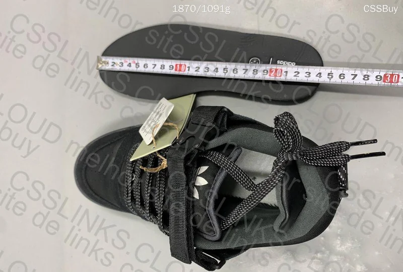 (Help) Adidas Forum x Bad Bunny Black