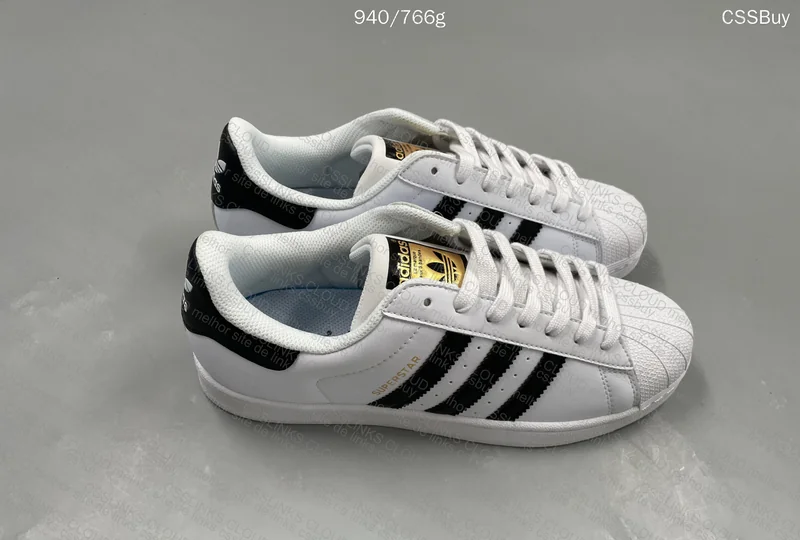 AJUDA! Adidas Superstar