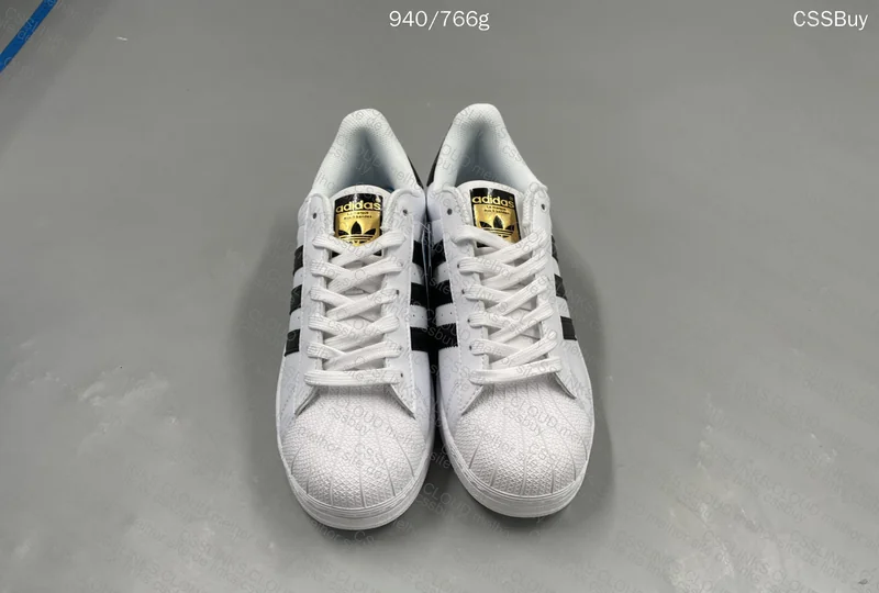 AJUDA! Adidas Superstar 4