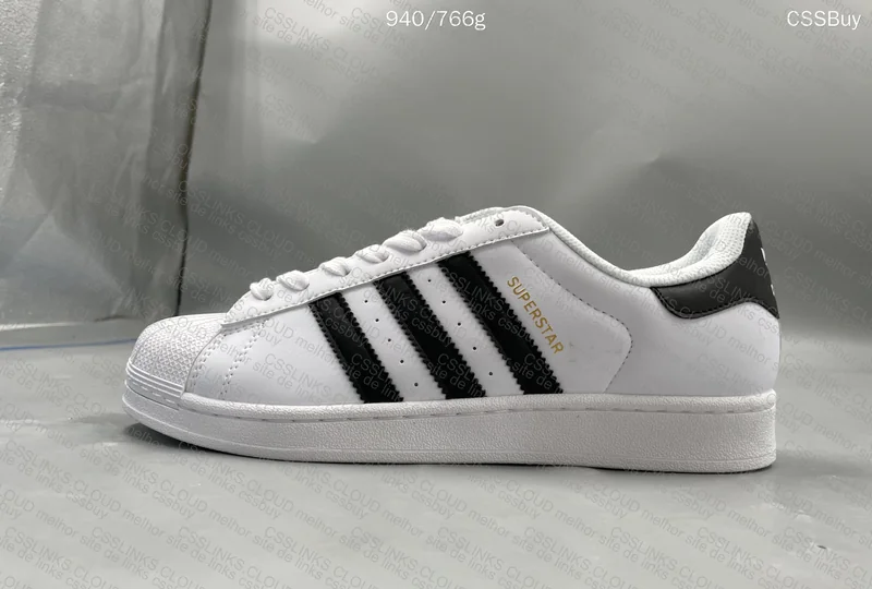 AJUDA! Adidas Superstar 9