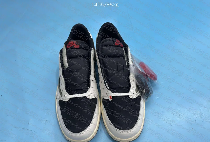 Help. Was Supposed to be AJ 4 RM. Which Batch? 2