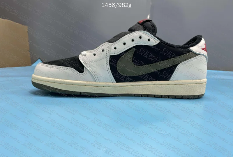 Help. Was Supposed to be AJ 4 RM. Which Batch? 7