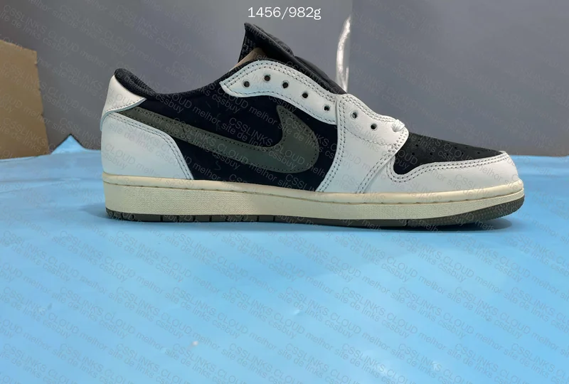 Help. Was Supposed to be AJ 4 RM. Which Batch? 8