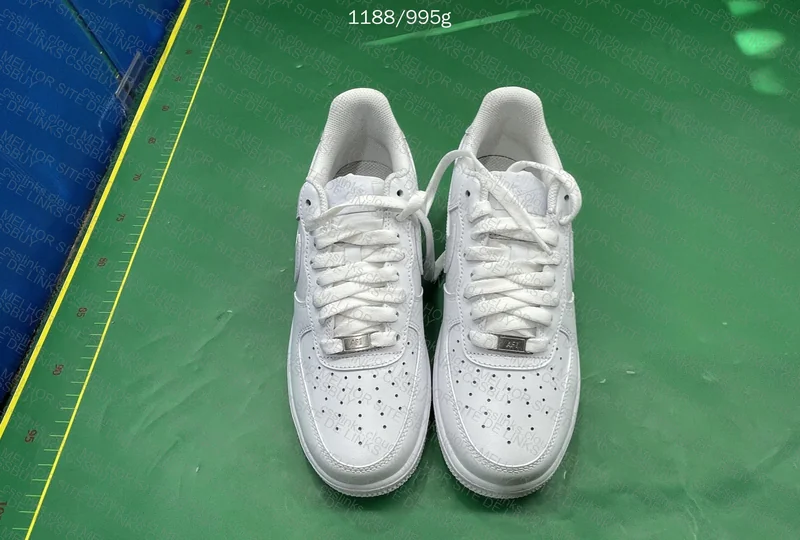 (Help) Air Force 1 for Dona Encrenca