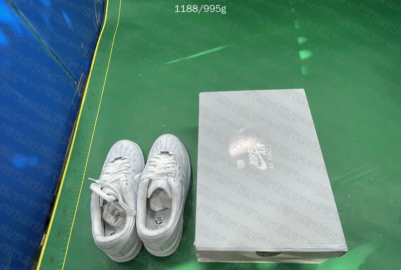 (Help) Air Force 1 for Dona Encrenca 10