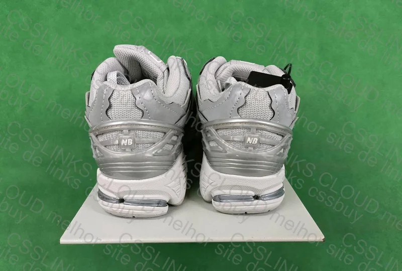 (AJUDA) New balance 1906d 2