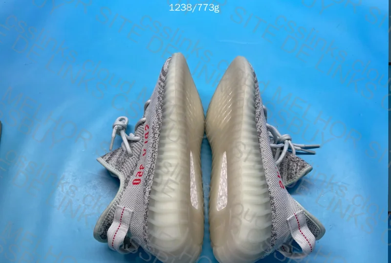 (AJUDA) Yeezy Blue Tint 8