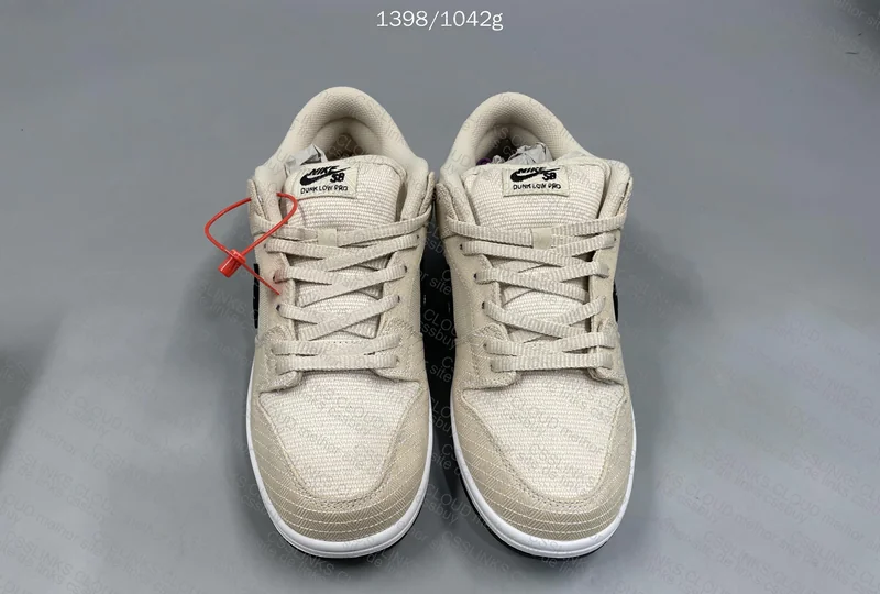 Albino & Preto x Nike SB Dunk Low Pearl White 2